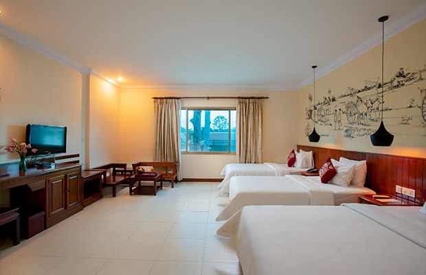 Deluxe Family Room