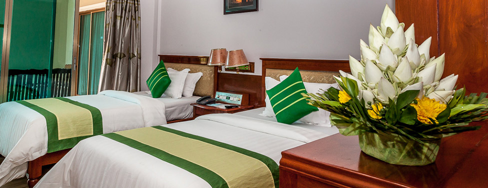 Deluxe Twin Room with Balcony